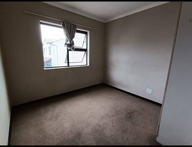 3 BEDROOM TOWNHOUSE FOR SALE IN PARKLANDS